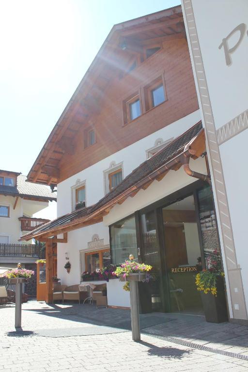 Hotel Pra Tlusel Selva di Val Gardena Luaran gambar